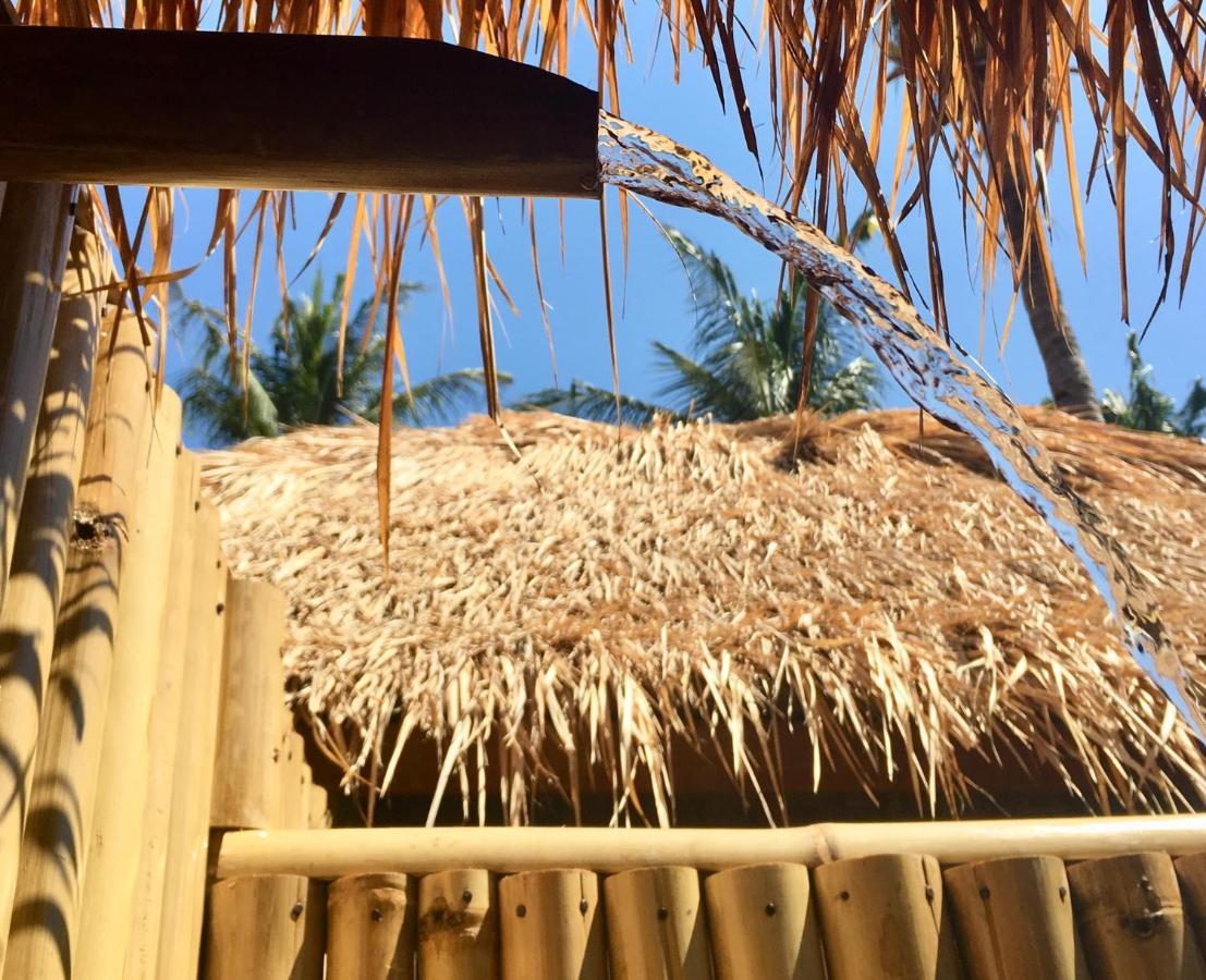 Rumah Canaria Bungalow Gili Trawangan Exterior photo