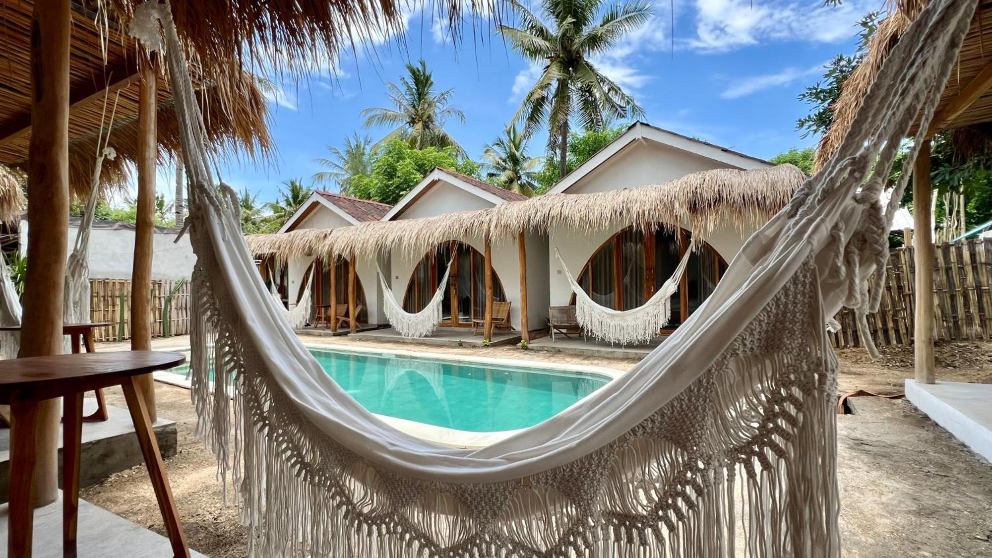 Rumah Canaria Bungalow Gili Trawangan Exterior photo