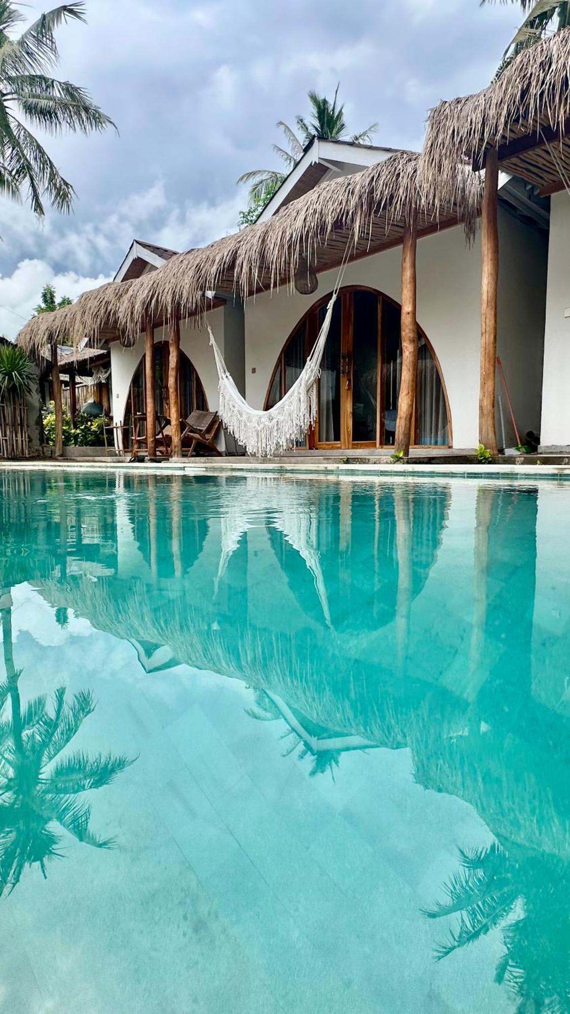 Rumah Canaria Bungalow Gili Trawangan Exterior photo