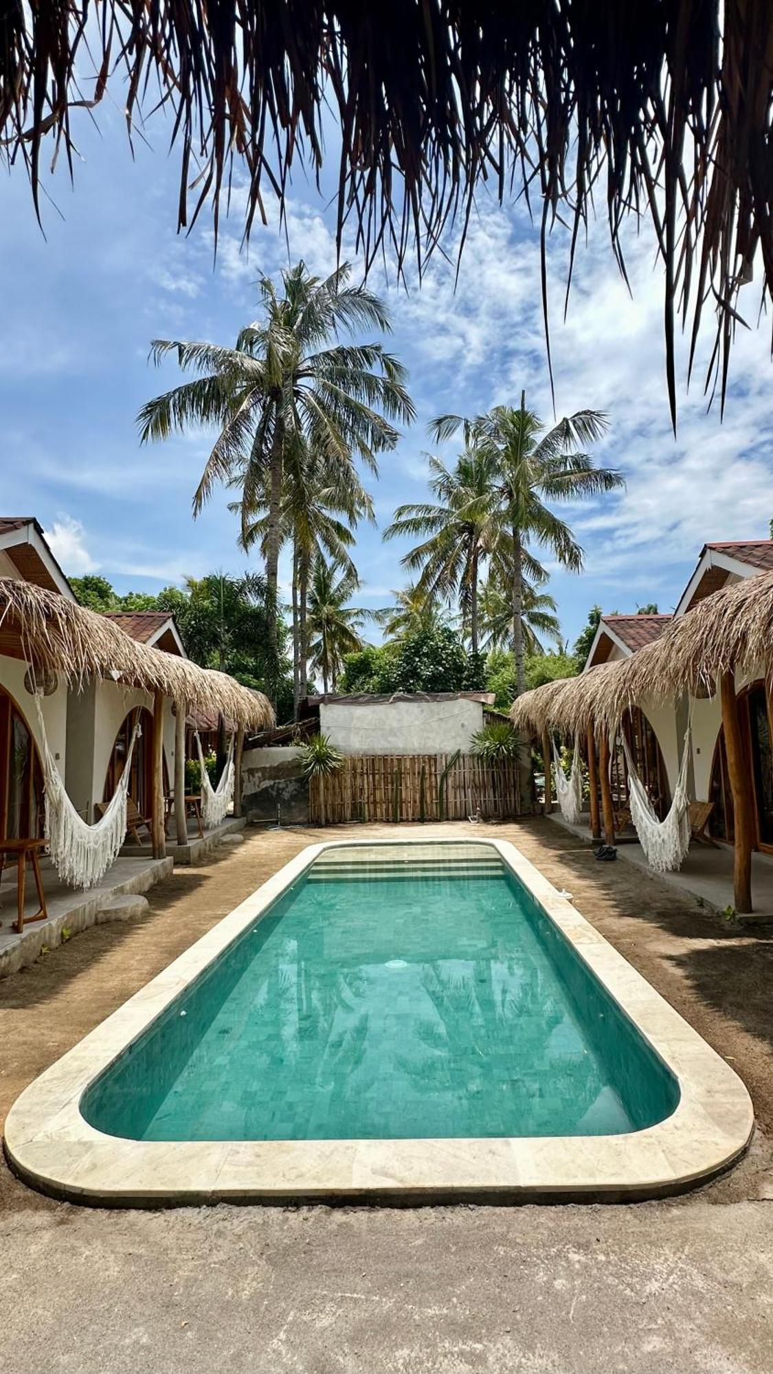 Rumah Canaria Bungalow Gili Trawangan Exterior photo