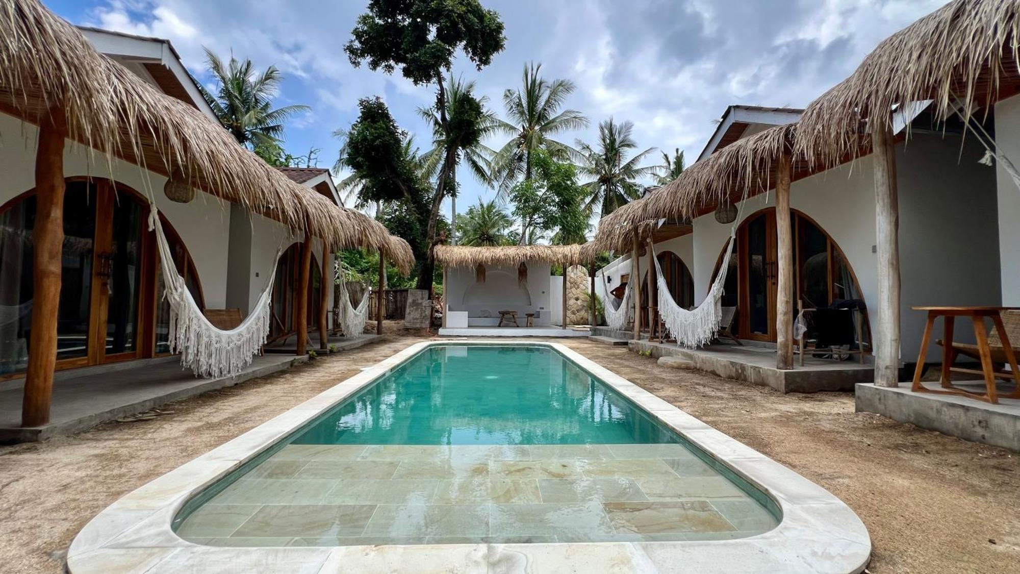 Rumah Canaria Bungalow Gili Trawangan Exterior photo