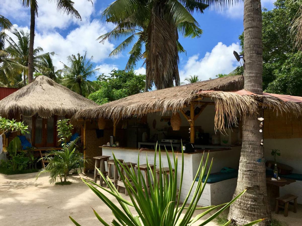 Rumah Canaria Bungalow Gili Trawangan Exterior photo