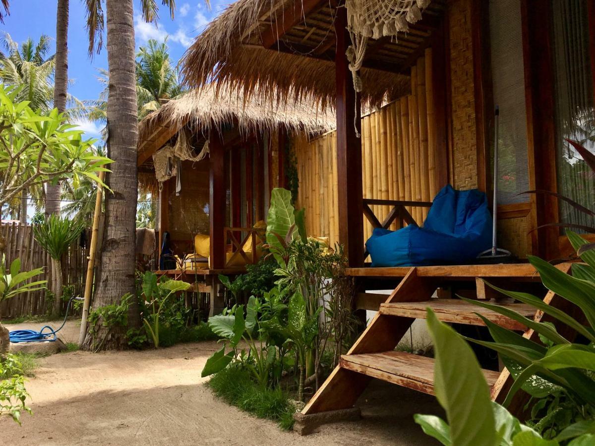 Rumah Canaria Bungalow Gili Trawangan Exterior photo