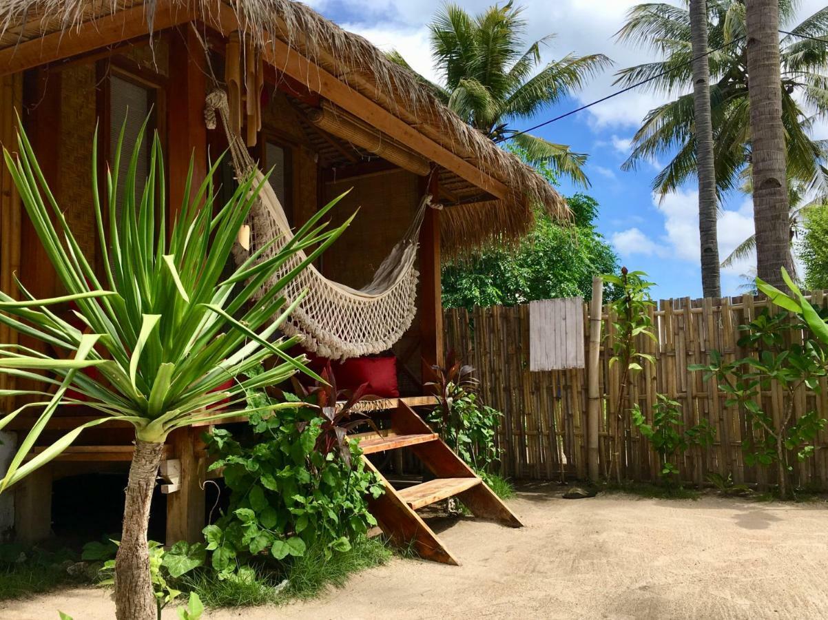 Rumah Canaria Bungalow Gili Trawangan Exterior photo